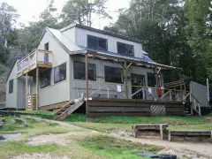 モトゥラウ・ハット