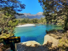 クリントン・リバー越しにドアパスが見れる