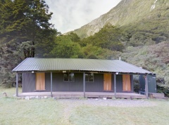 クィンティン・シェルター