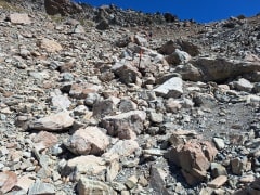ミューラーハットルート瓦礫場の斜面