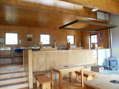 ルートバーンフォールスハットキッチン